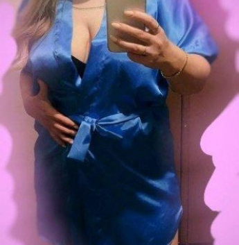 Искусственная блондиночка, с незабываемыми формами и шикарными ножками. Волшебные губки и умелые руки принесут тебе неповторимый эйфорический опыт. Со мной ты сможешь расслабиться, погрузиться в мир страсти и удовольствия. У меня есть несколько фото, которые помогут тебе представить, насколько я сексуальна. Живу в Москве и готова воплотить в жизнь все твои фантазии. Убедись в этом сам! 💋 9340, 30 лет